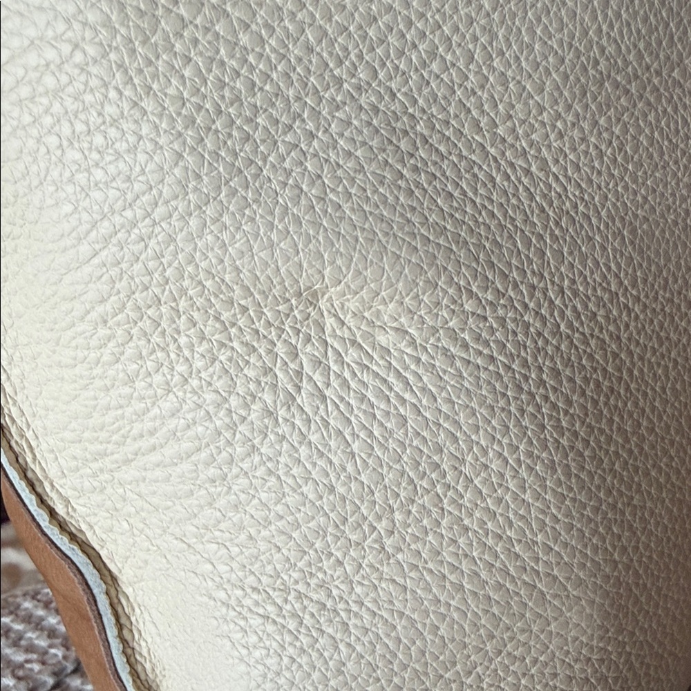 Carolina Herrera Delphine Ivory and Tan Hobo Bag - Picture 8 of 8